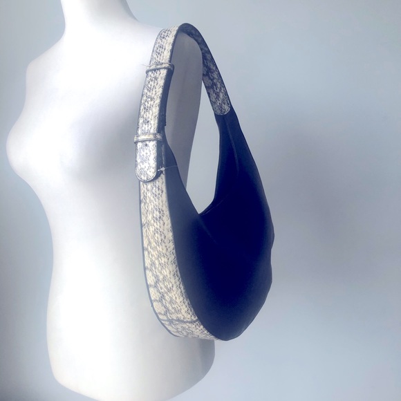 Alfani shoulder bag. - Picture 8 of 9